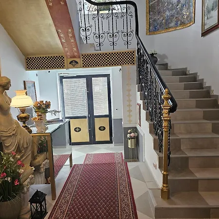 Vansvel Boutique 12 Apartment